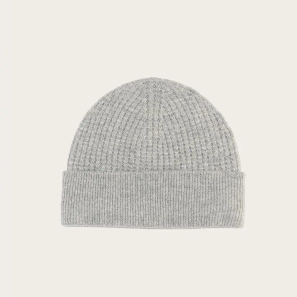 Everlane Heather grey wool beanie